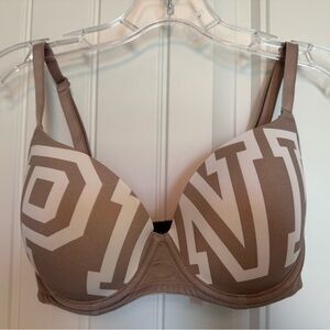 Victoria Secret Wear Everywhere Lightly Lined Bra